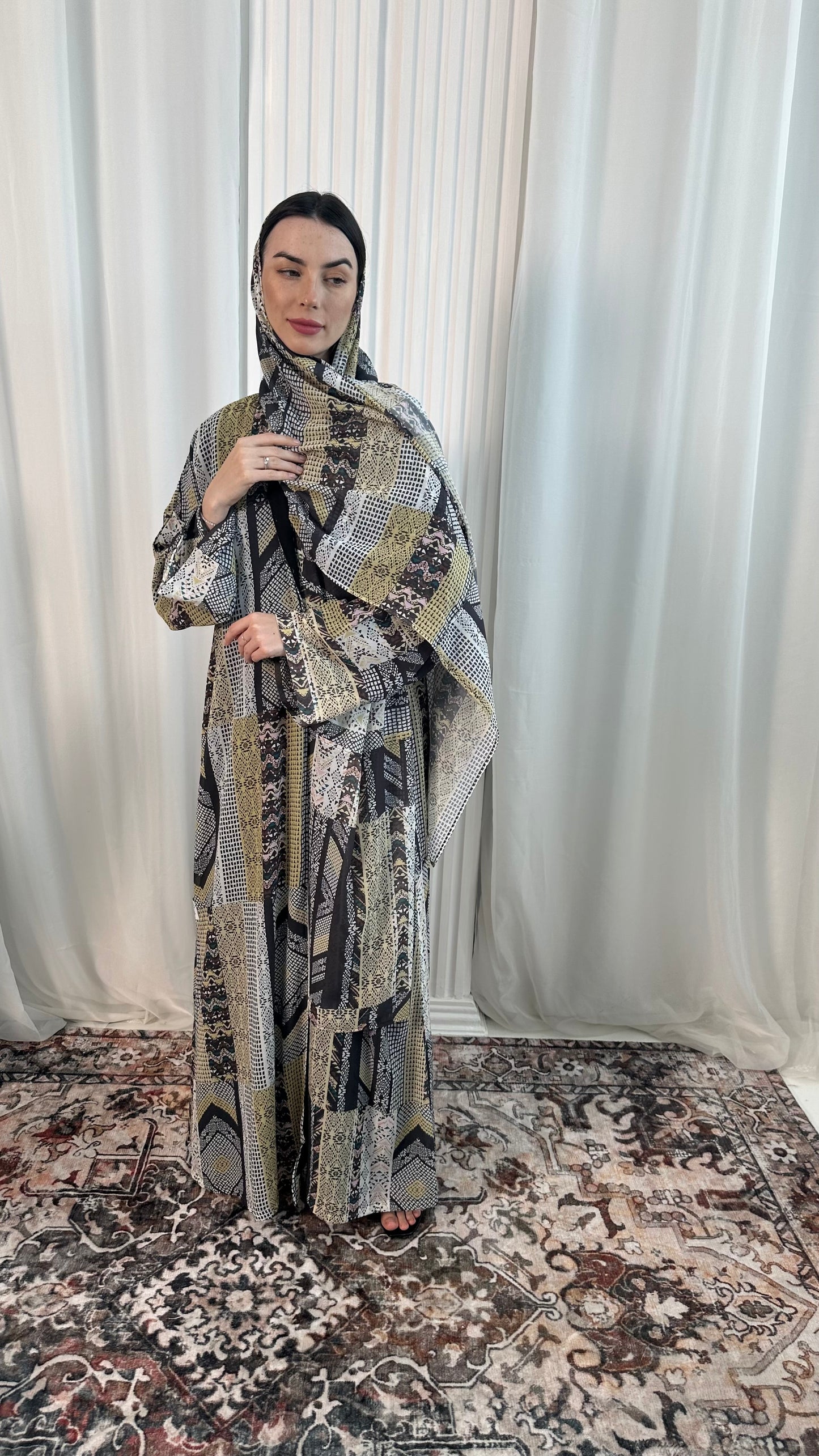 Abaya set